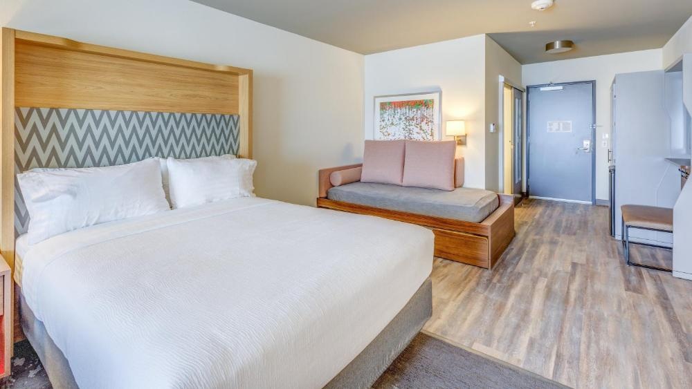 Holiday Inn & Suites Bellingham by IHG Image 44