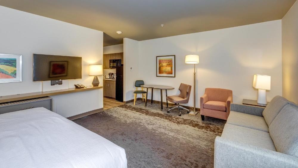 Holiday Inn & Suites Bellingham by IHG Image 61