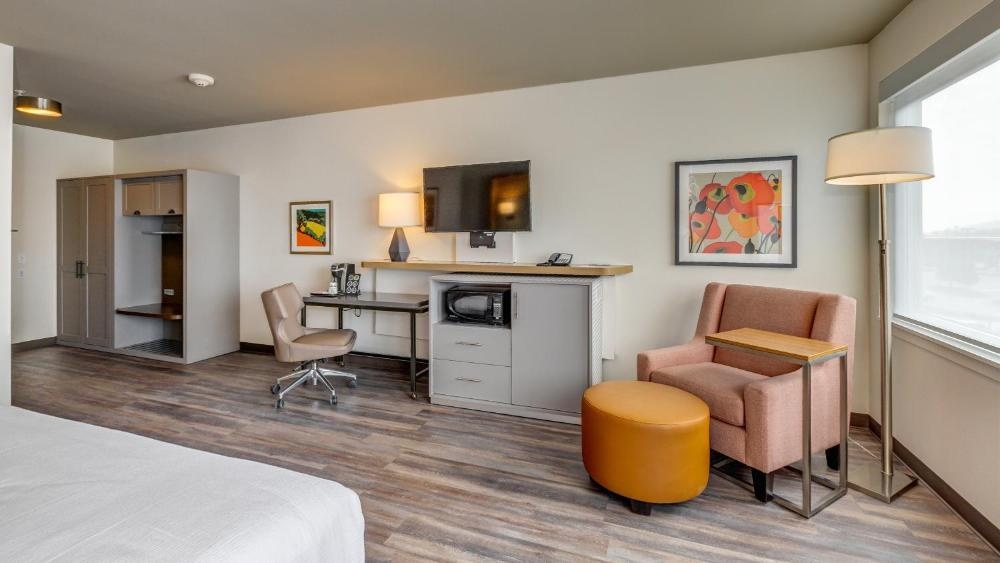 Holiday Inn & Suites Bellingham by IHG Image 74